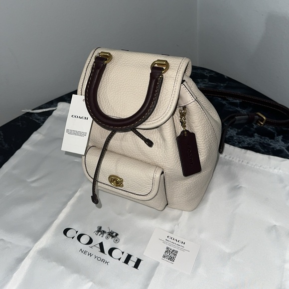 COACH Bag Riya 21 Backpack Chalk White Leather AUTHENTIC NWT-Broken Snap Closure - Picture 3 of 15